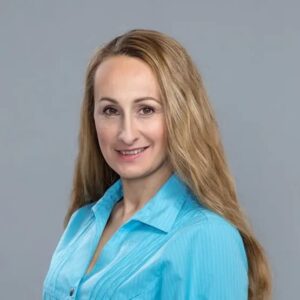 Анна Уустало